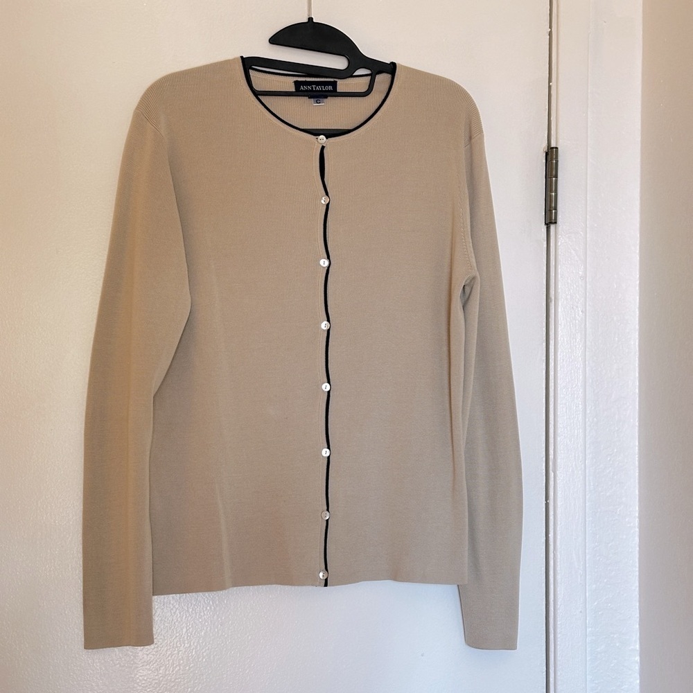 Ann Taylor: 100% Silk Button Up Cardigan Beige Cream With Black Trim L